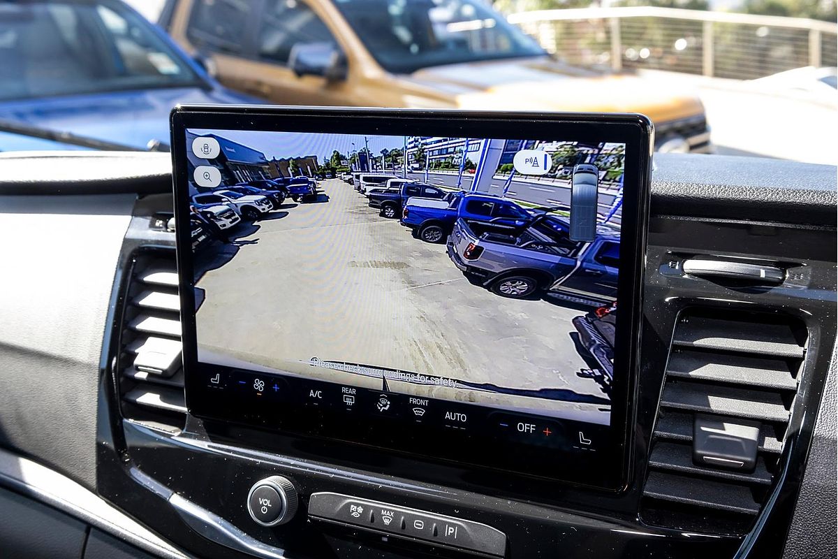 2022 Ford E-Transit 420L VO