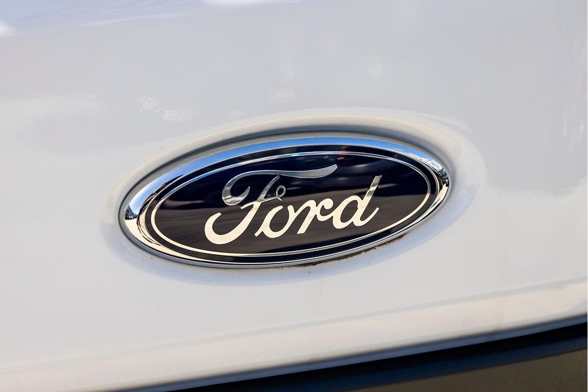 2022 Ford E-Transit 420L VO