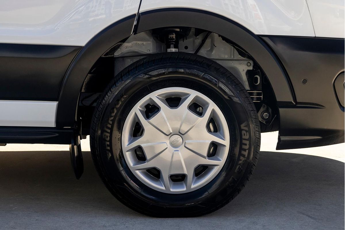 2022 Ford E-Transit 420L VO