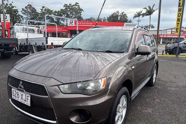 2011 Mitsubishi Outlander LS ZH