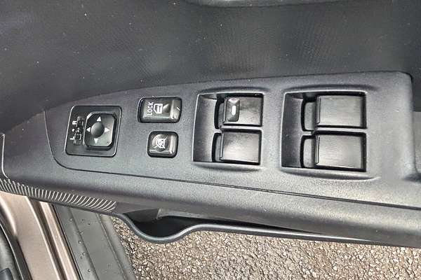 2011 Mitsubishi Outlander LS ZH