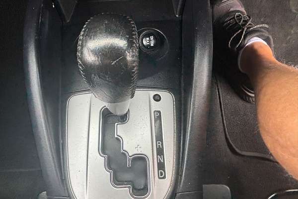 2011 Mitsubishi Outlander LS ZH