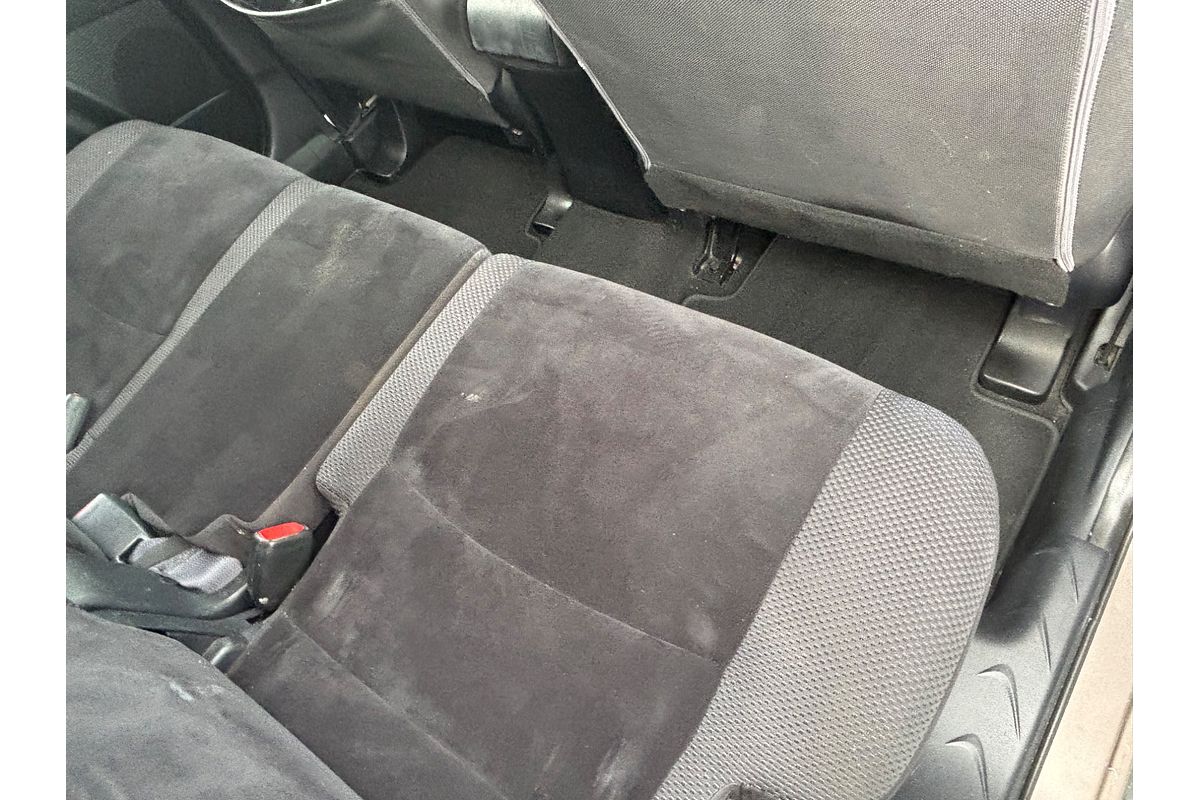 2011 Mitsubishi Outlander LS ZH