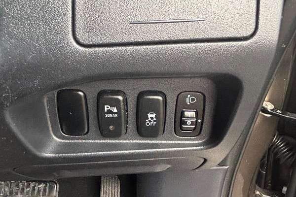 2011 Mitsubishi Outlander LS ZH