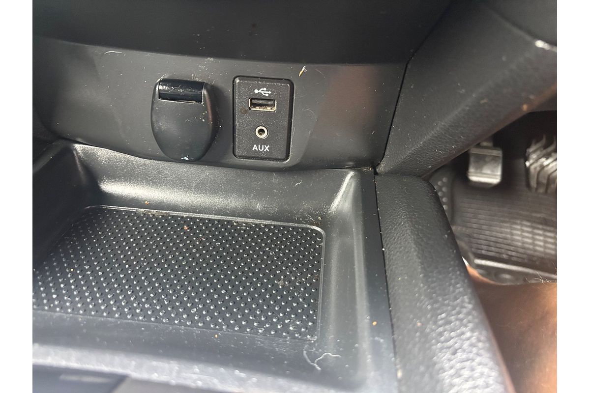 2014 Nissan X-TRAIL ST-L T32
