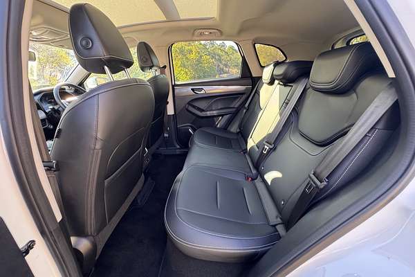 2023 GWM Haval Jolion Ultra Hybrid A01