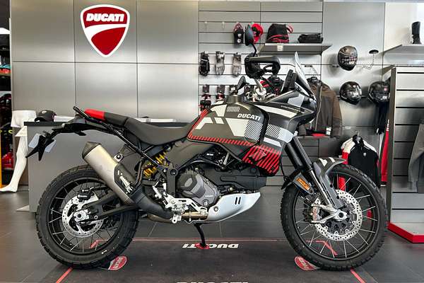 2024 Ducati DESERT X