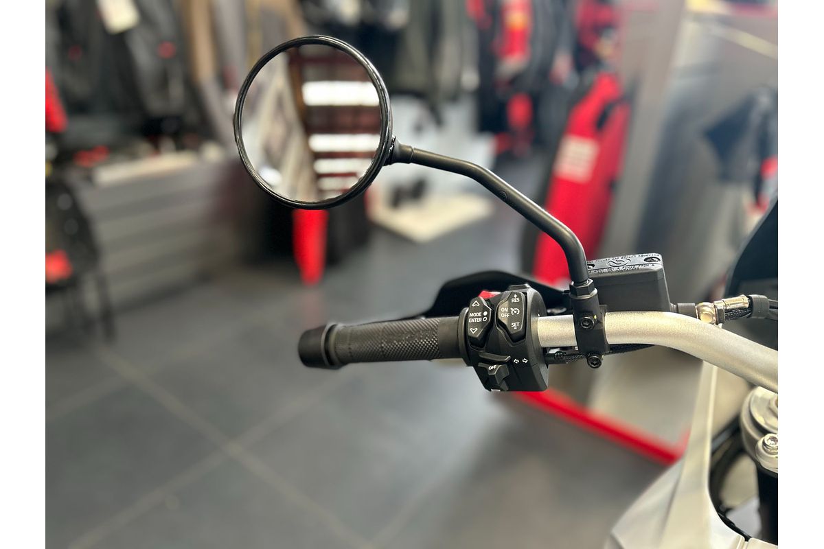 2025 Ducati DESERT X