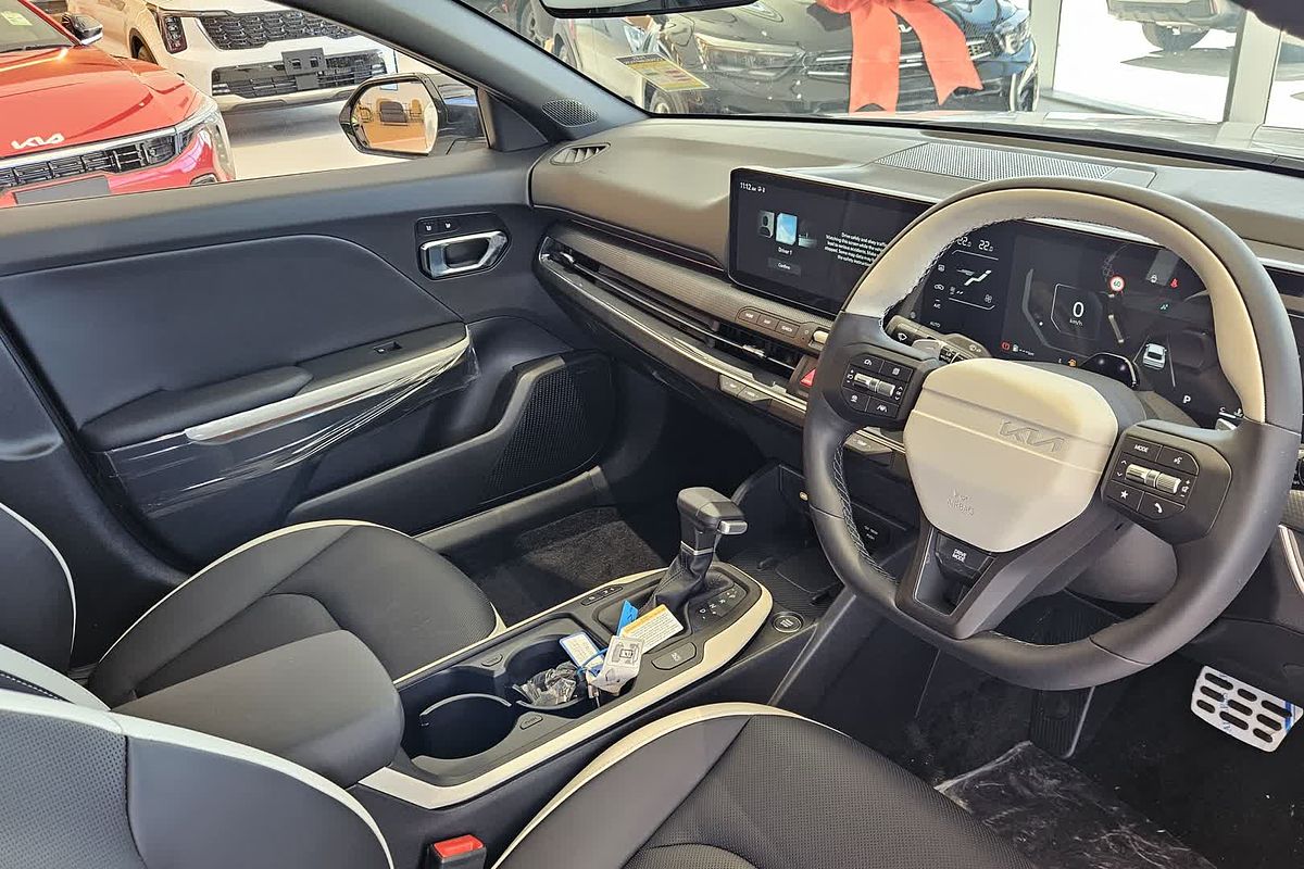 2024 Kia K4 GT-Line CL4m