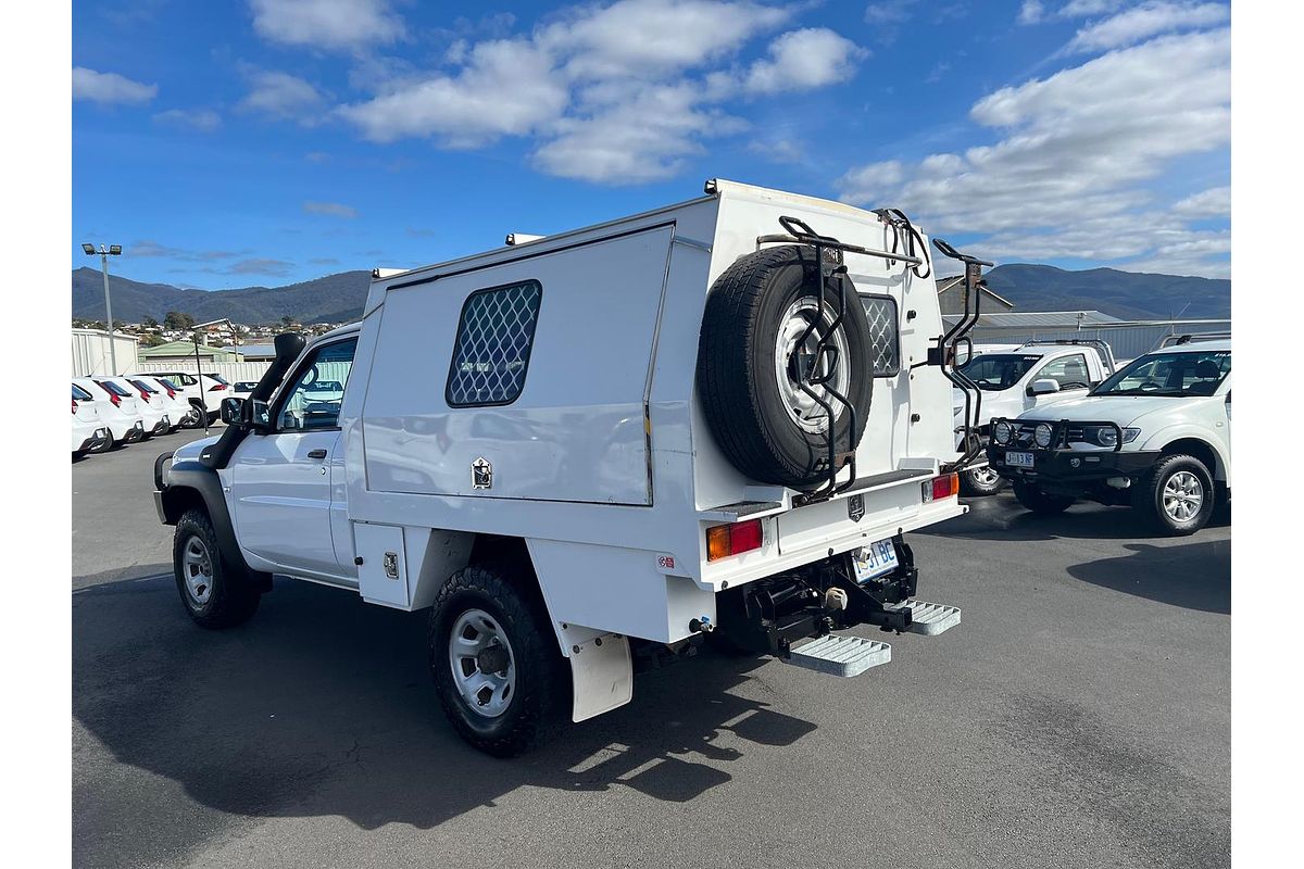 2013 Nissan Patrol ST GU 6 4X4