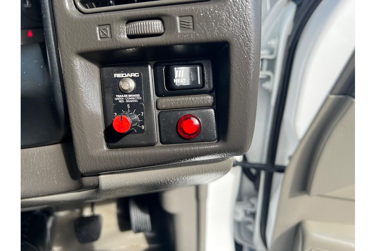 2013 Nissan Patrol ST GU 6 4X4
