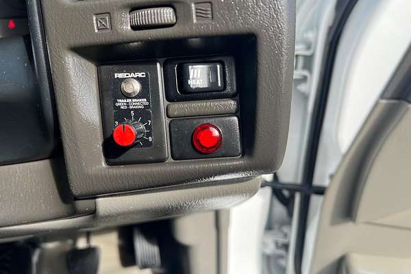 2013 Nissan Patrol ST GU 6 4X4