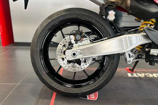 2024 Ducati HYPERMOTARD 698