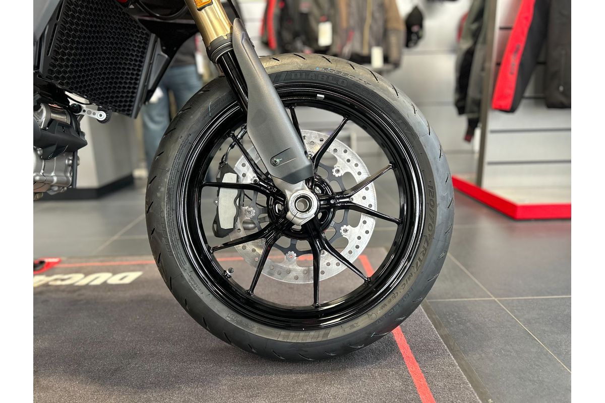 2024 Ducati HYPERMOTARD 698