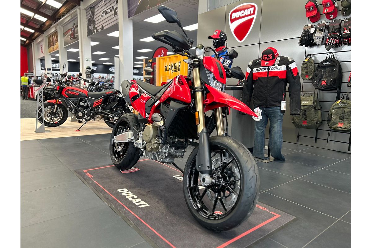 2024 Ducati HYPERMOTARD 698