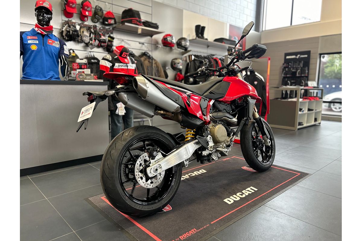 2024 Ducati HYPERMOTARD 698