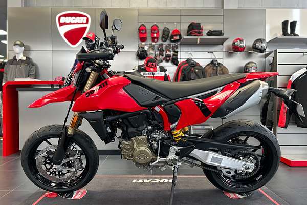 2024 Ducati HYPERMOTARD 698