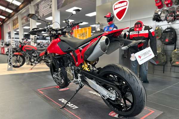 2024 Ducati HYPERMOTARD 698