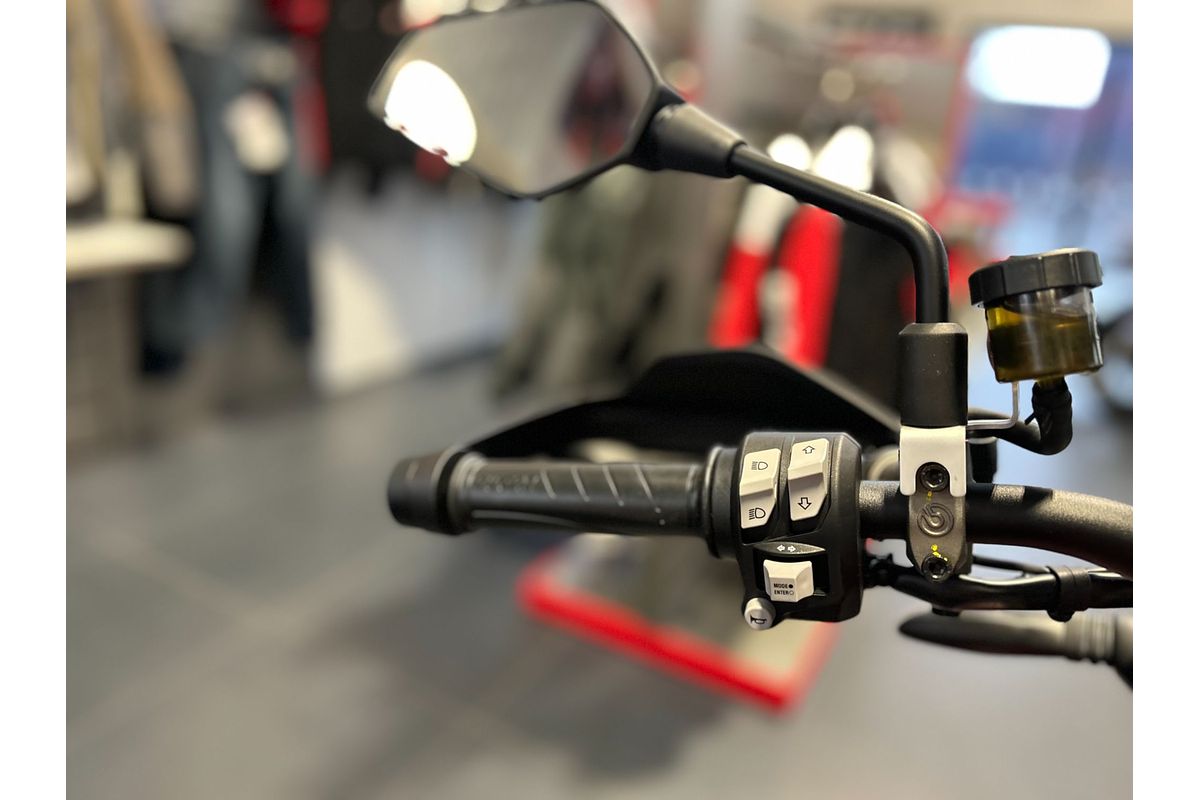 2024 Ducati HYPERMOTARD 698 MONO RVE