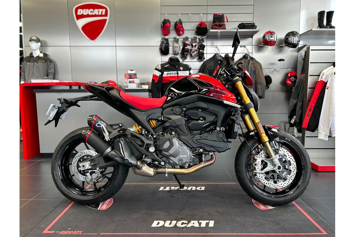 2025 Ducati MONSTER 937 SP