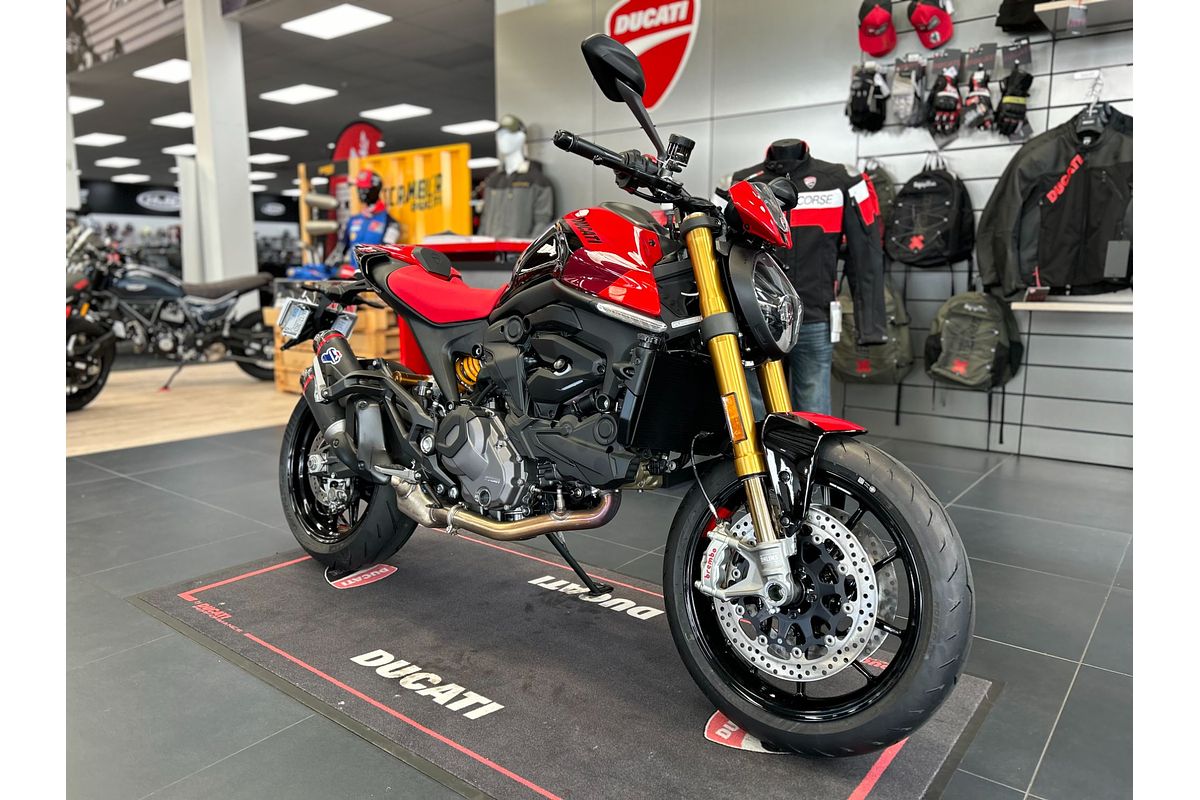 2025 Ducati MONSTER 937 SP