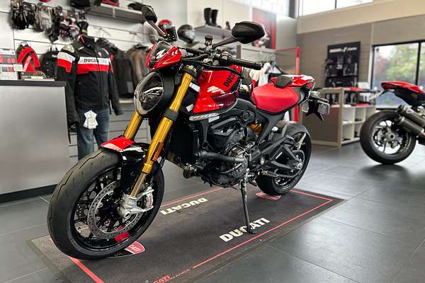 2025 Ducati MONSTER 937 SP