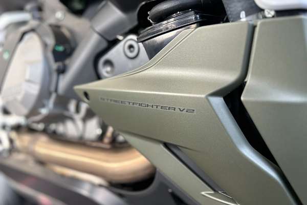 2024 Ducati STREETFIGHTER V2