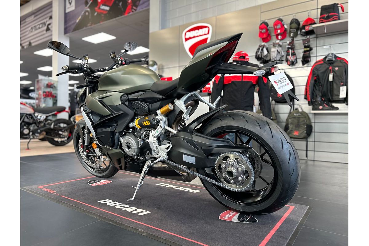 2024 Ducati STREETFIGHTER V2
