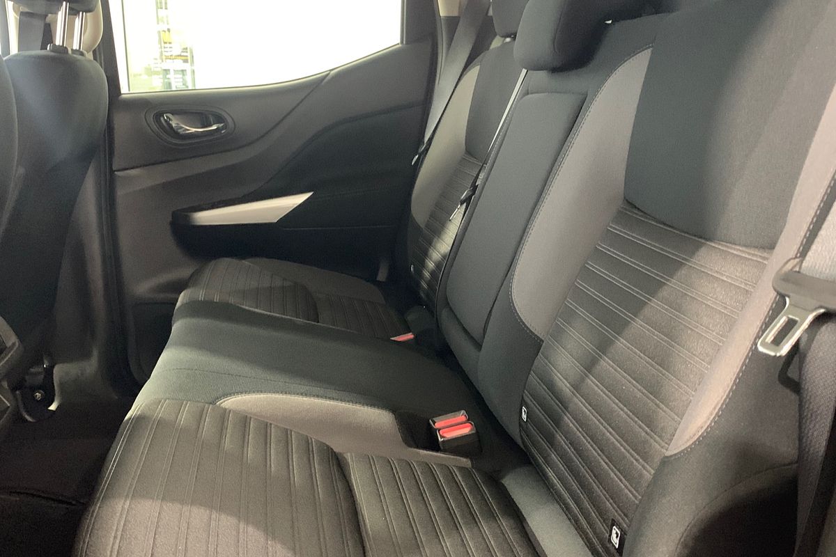 2024 Nissan Navara ST-X D23 4X4