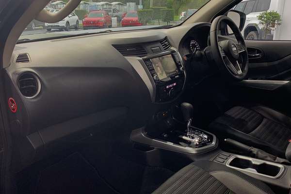 2024 Nissan Navara ST-X D23 4X4