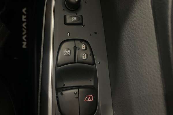 2024 Nissan Navara ST-X D23 4X4