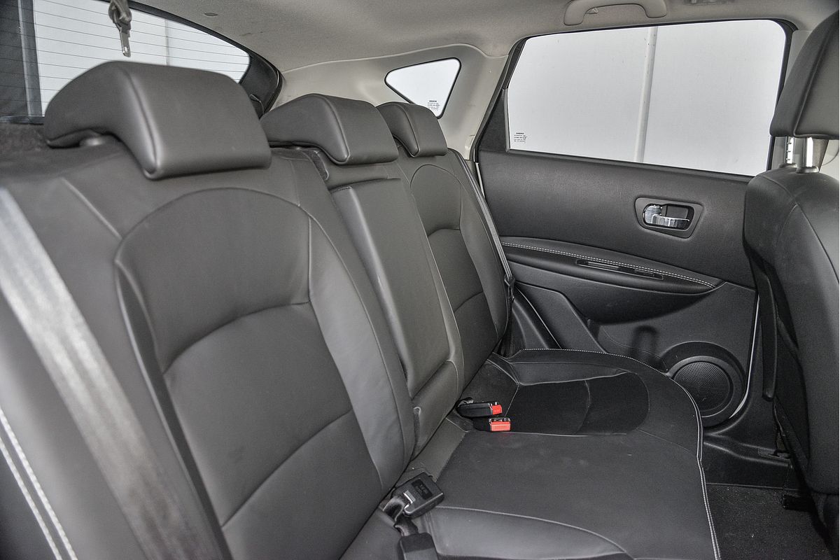 2013 Nissan Dualis Ti-L J10 Series 4