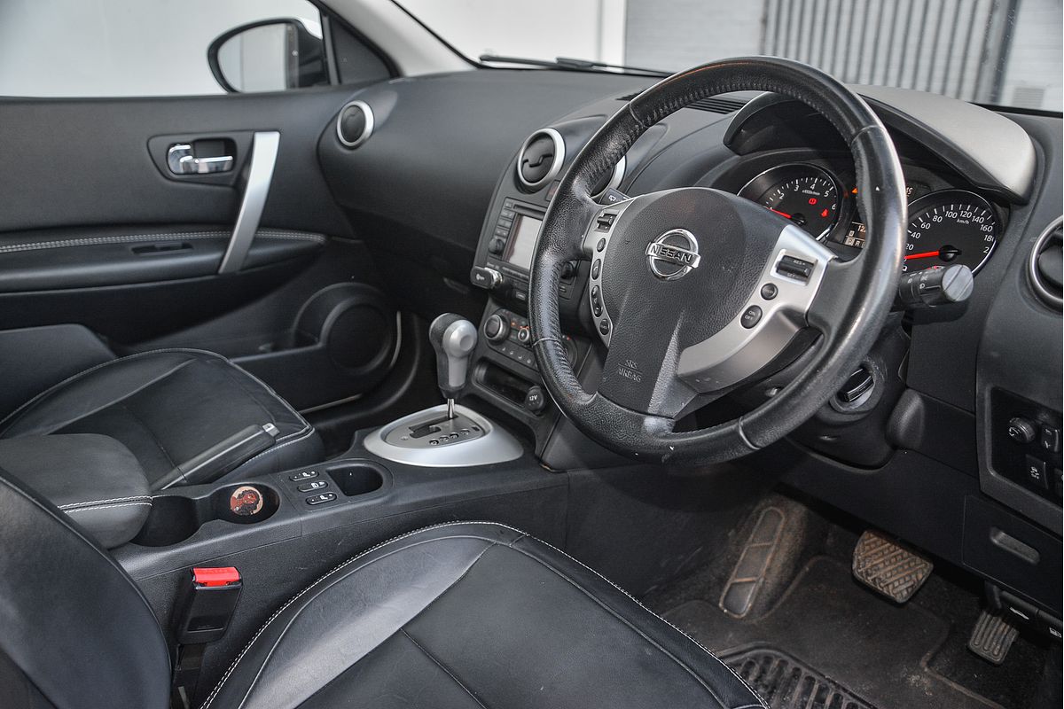2013 Nissan Dualis Ti-L J10 Series 4