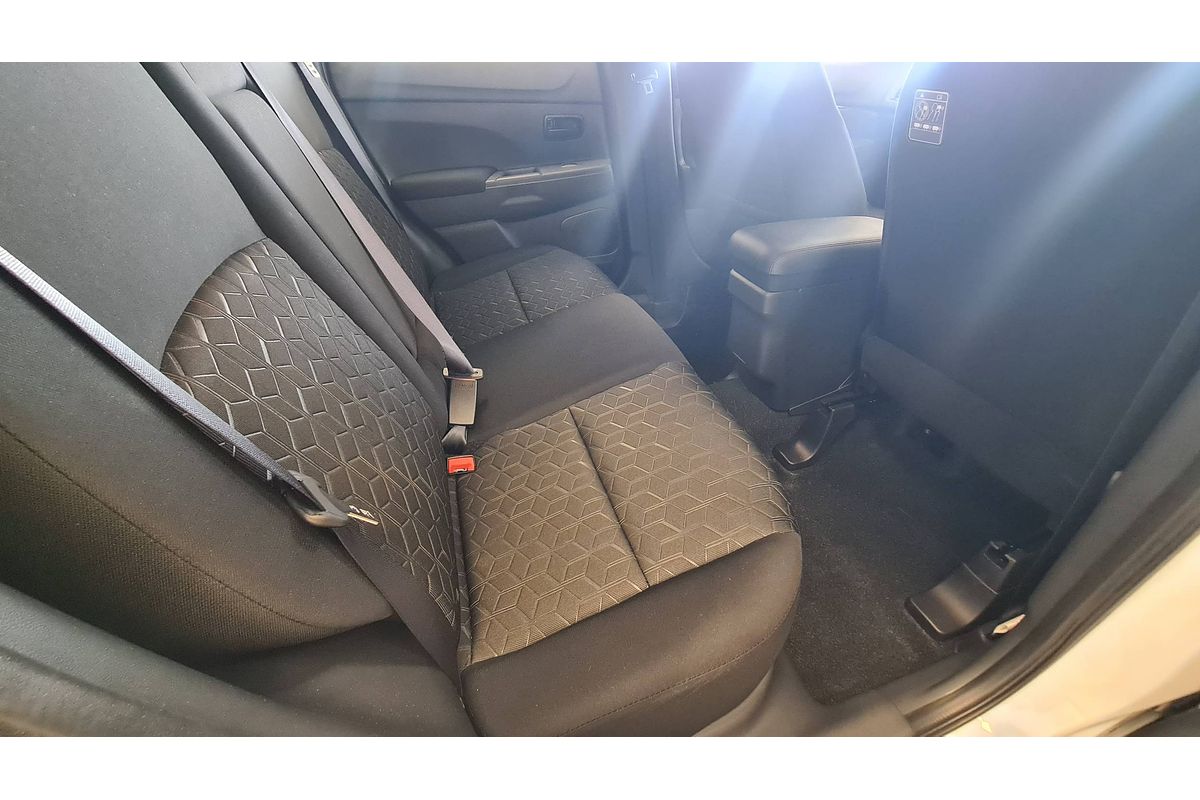 2023 Mitsubishi ASX ES XD