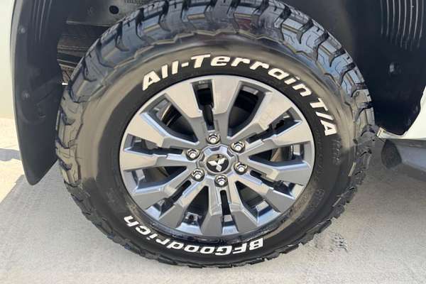 2024 Mitsubishi Triton GLS MV 4X4