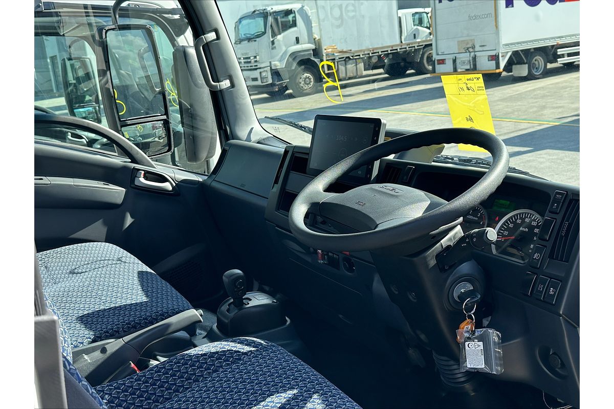 2025 Isuzu N Series NO ADBLUE OR DPD 4x2 MWB