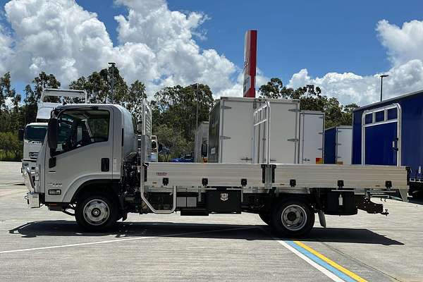 2025 Isuzu NPR 45/55-155 AMT MWB Tradepack NO ADBLUE OR DPD  4x2
