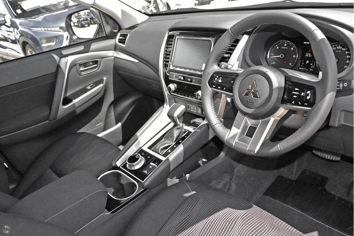 2024 Mitsubishi Pajero Sport GLS QG