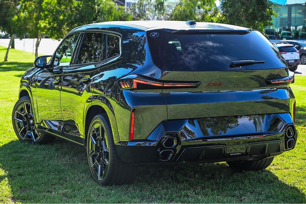2023 BMW XM Label G09