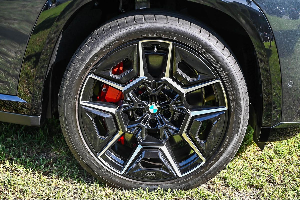 2023 BMW XM Label G09