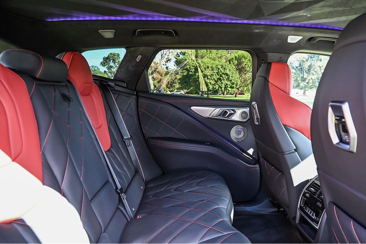 2023 BMW XM Label G09