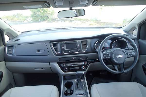 2017 Kia Carnival S YP
