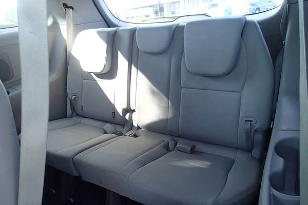 2017 Kia Carnival S YP