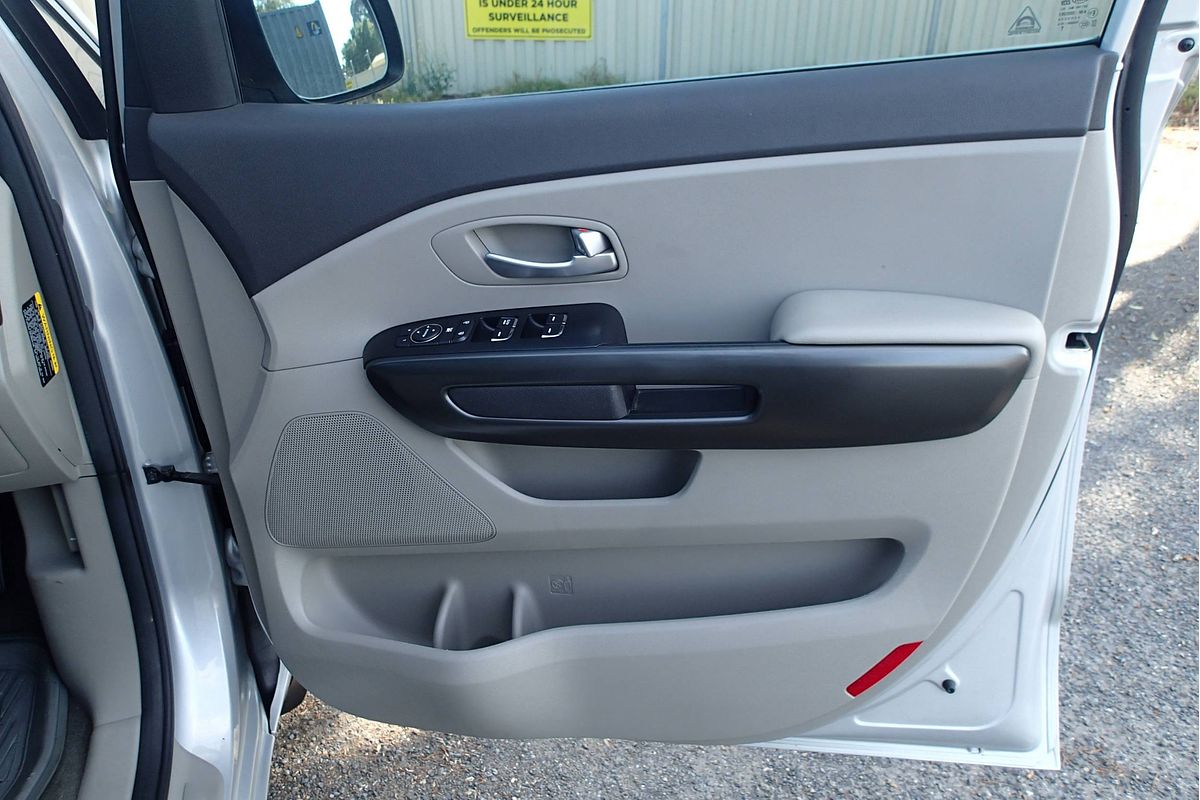 2017 Kia Carnival S YP