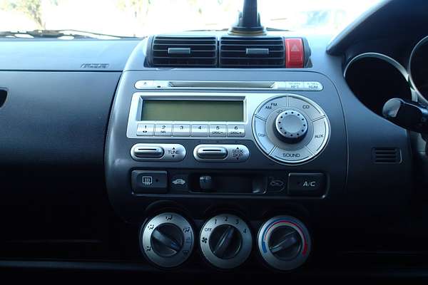 2006 Honda Jazz GLi GD