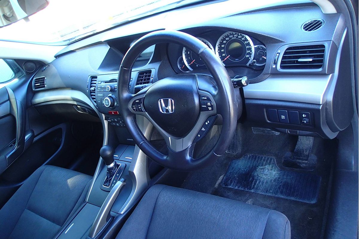 2009 Honda Accord 10