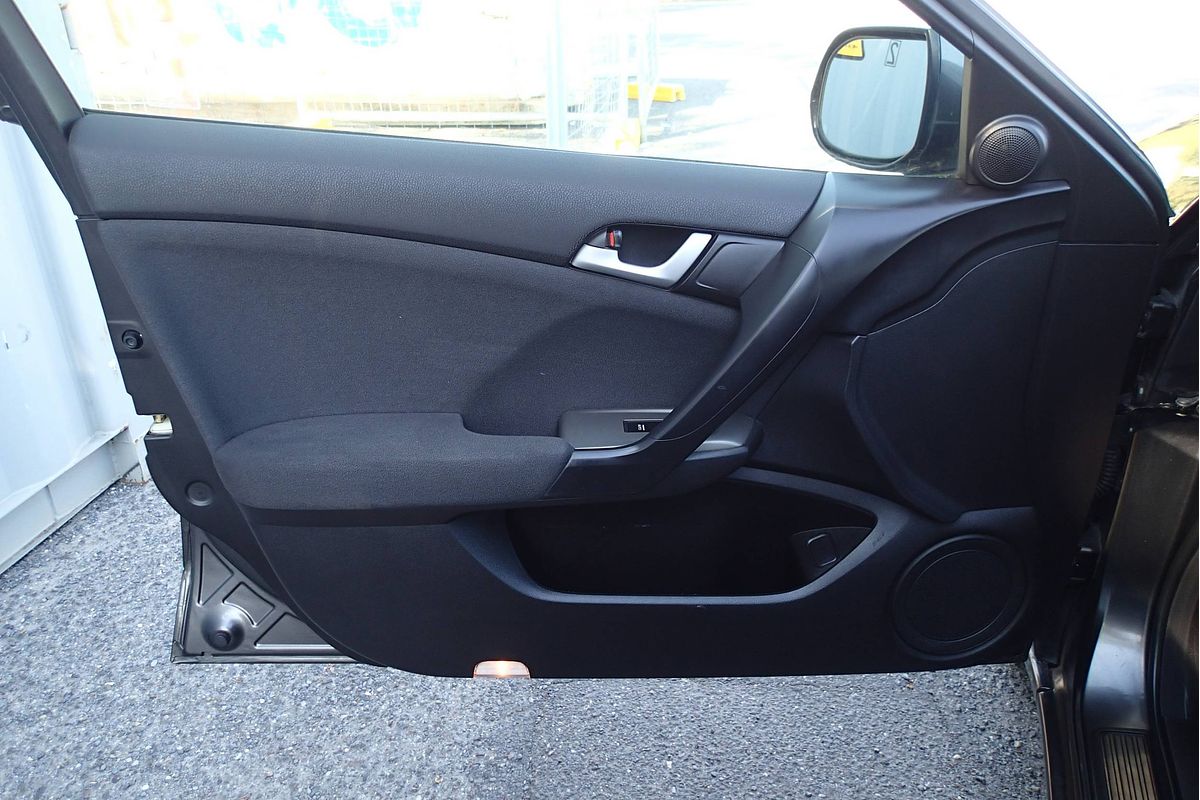 2009 Honda Accord 10