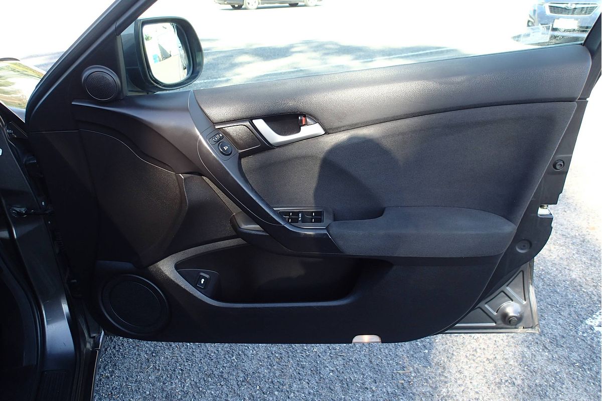 2009 Honda Accord 10