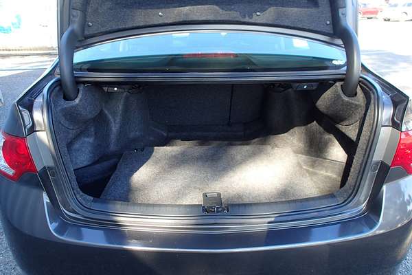 2009 Honda Accord 10