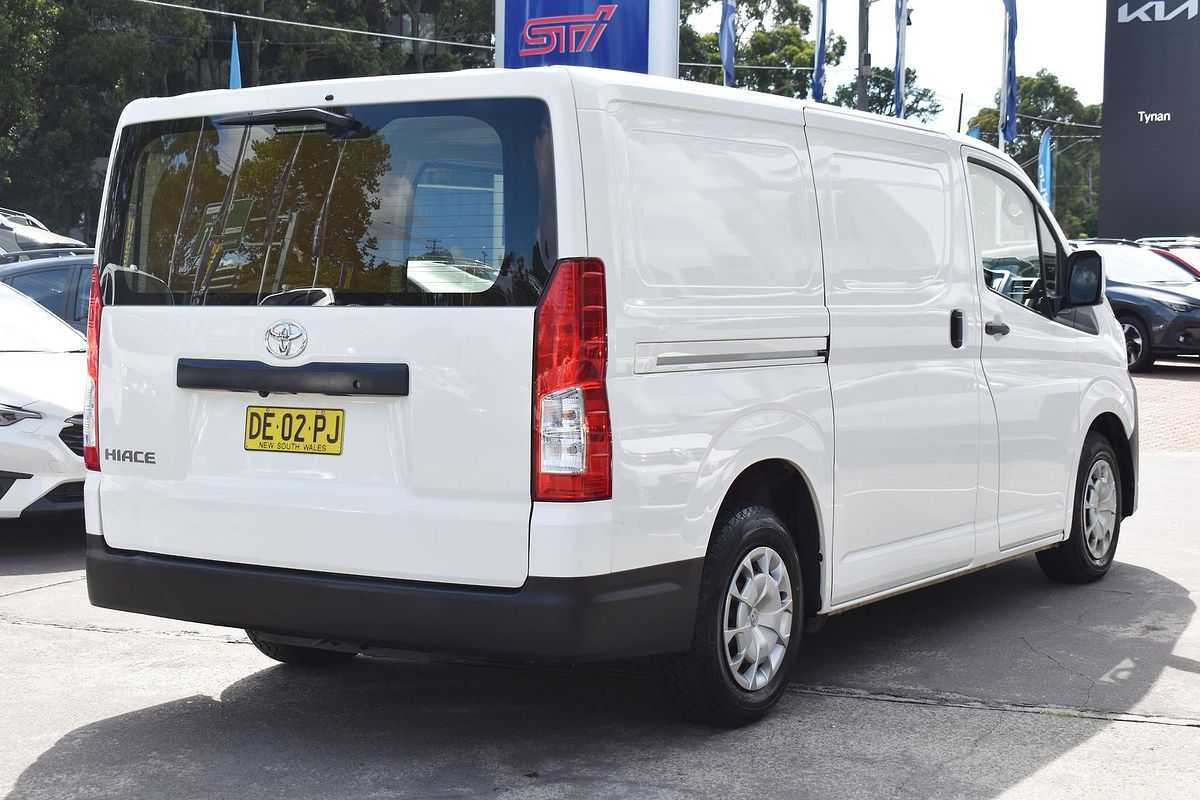 2022 Toyota Hiace GDH300R LWB